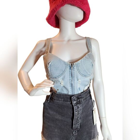 Fashion Nova - Picture 9 of 10